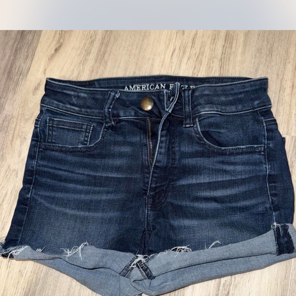 American Eagle Outfitters Women's Shorts Size 2